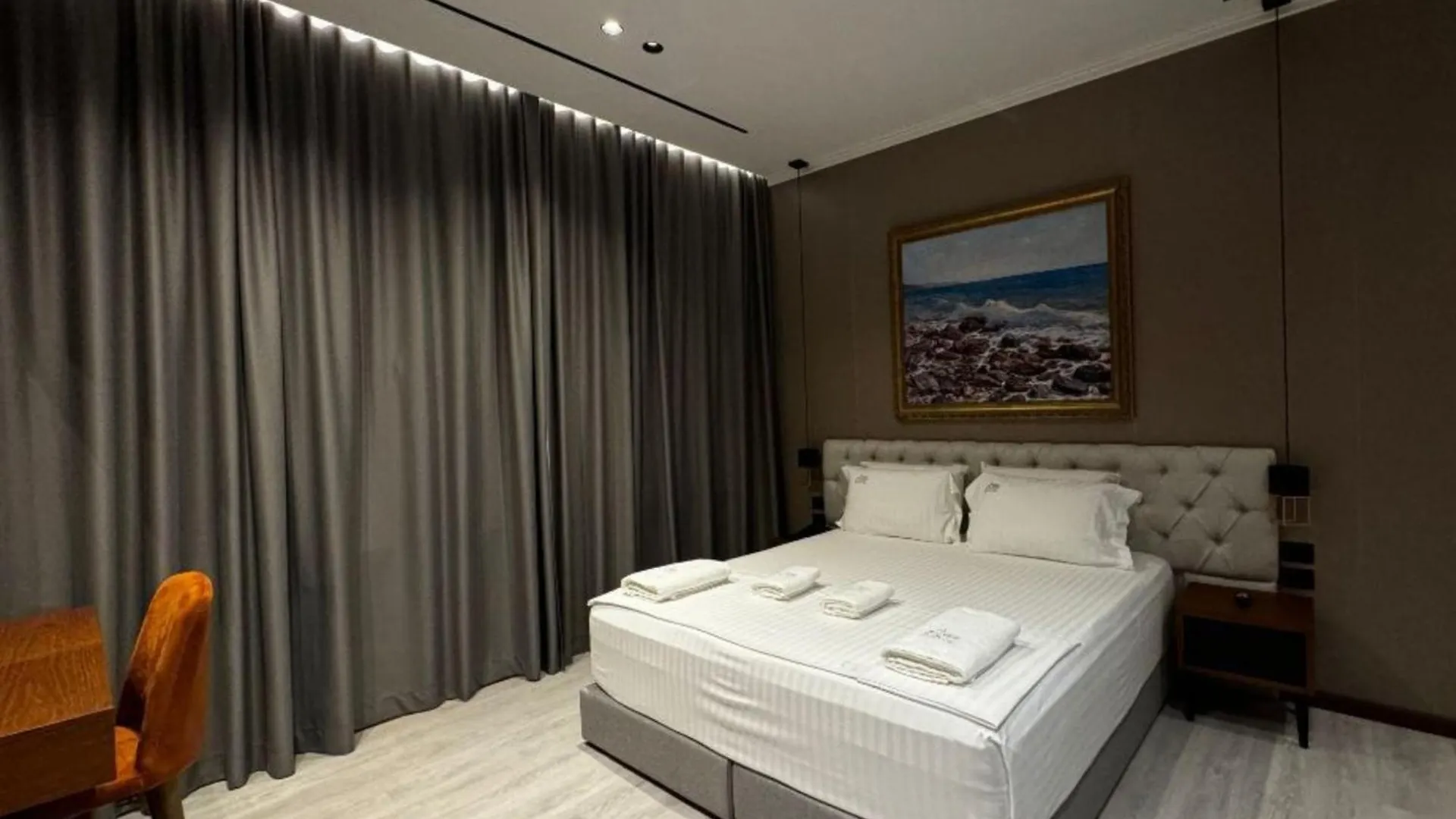 Area Hotel كساميل 4*,  ألبانيا
