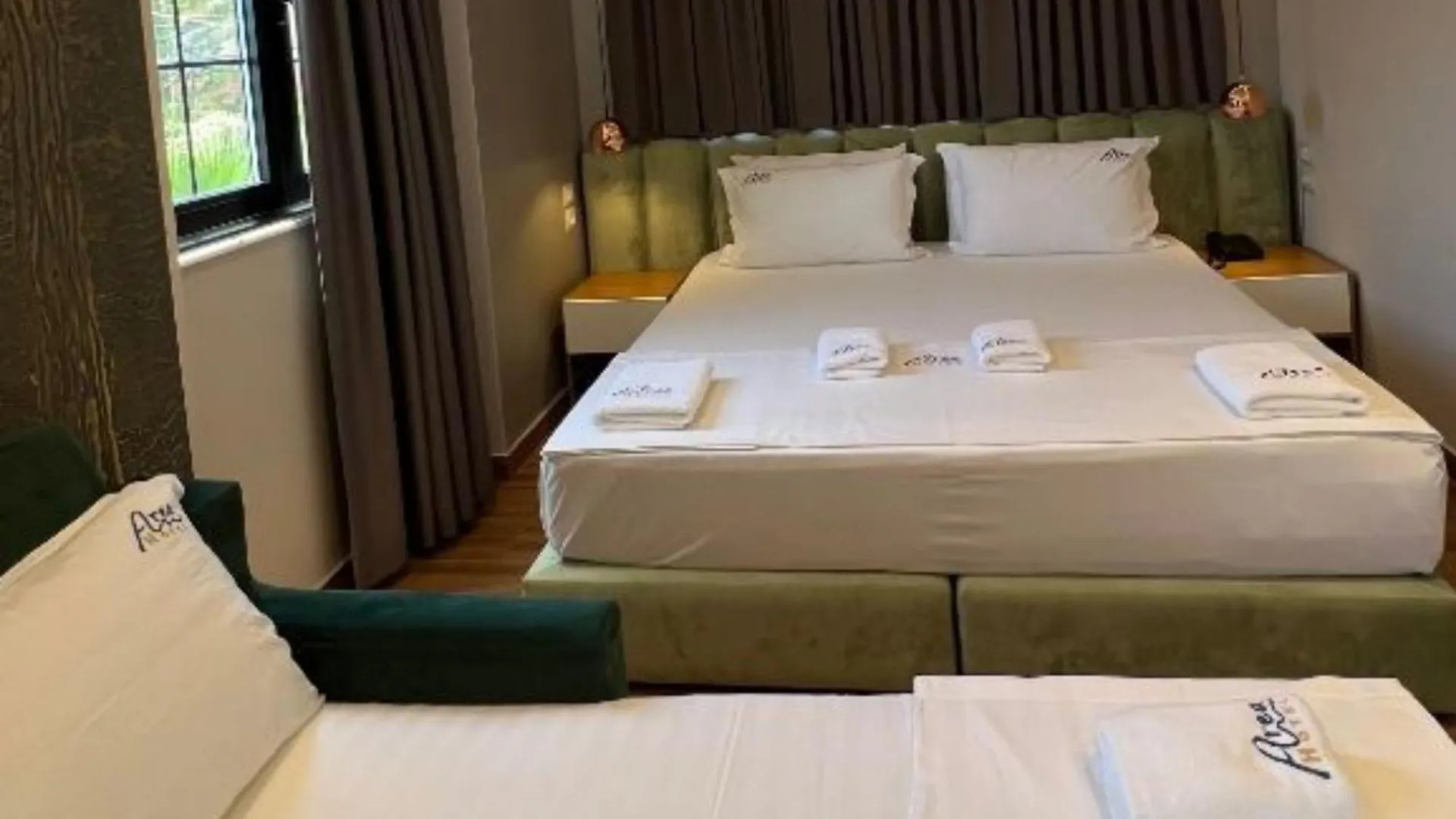****  Area Hotel كساميل ألبانيا