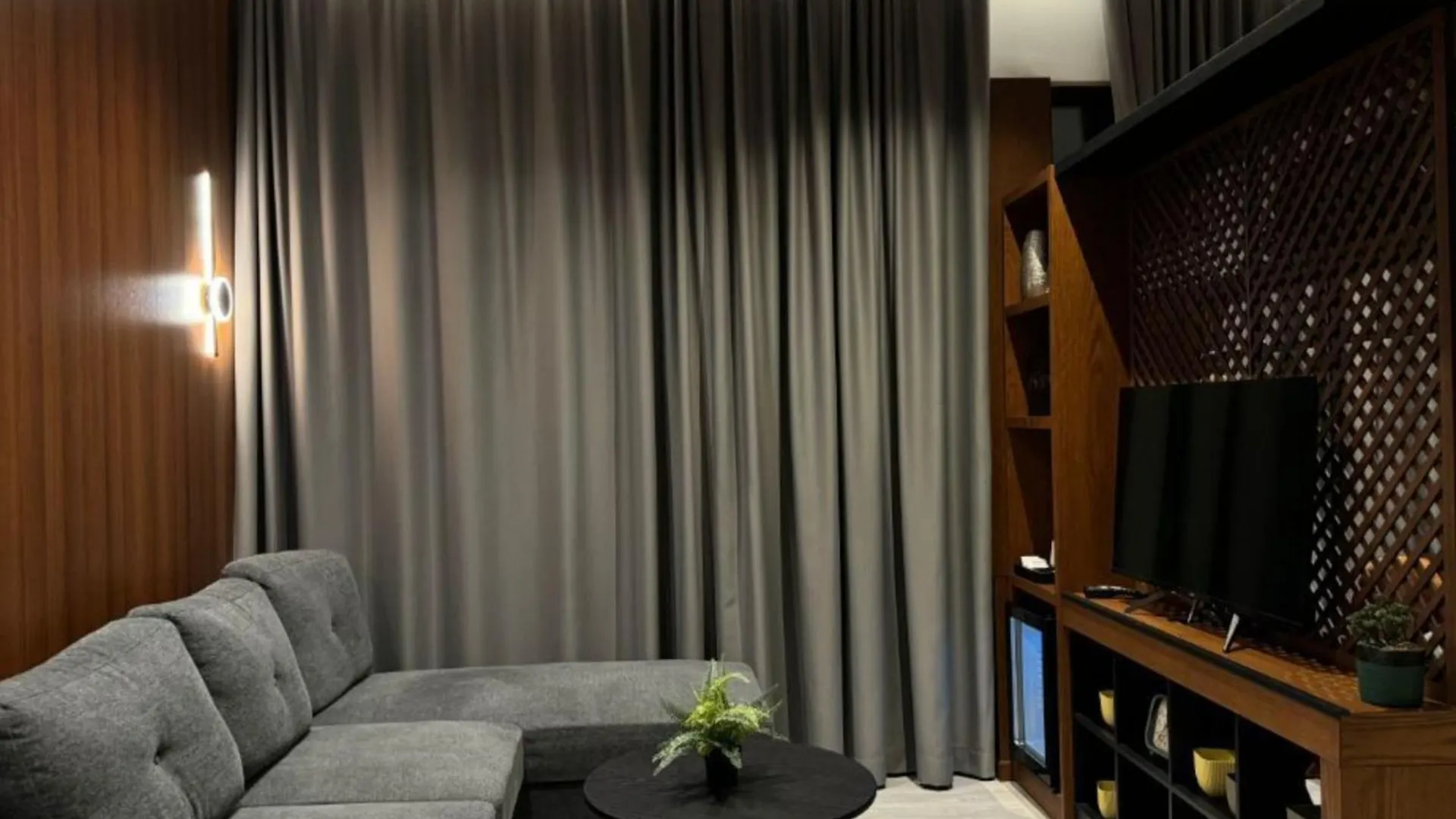 Area Hotel كساميل ألبانيا